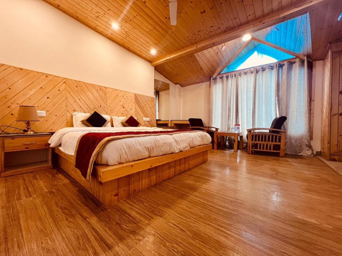 Hotel Lemoon Tree Manāli Buitenkant foto